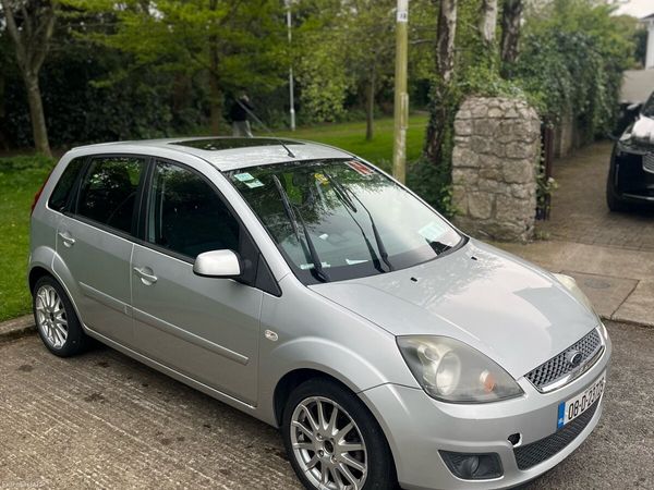 Ford Fiesta Hatchback, Petrol, 2008, Silver