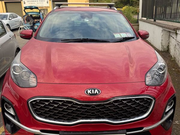 Kia Sportage SUV, Diesel, 2019, Red