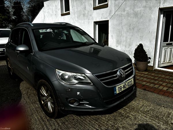 Volkswagen Tiguan SUV, Diesel, 2008, Grey