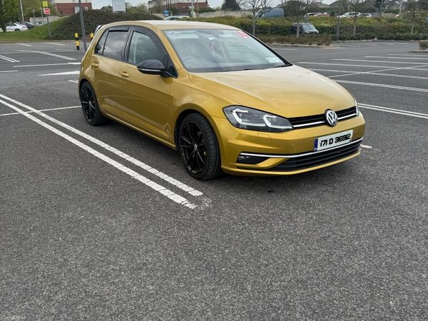 Volkswagen Golf Estate, Diesel, 2017, Yellow