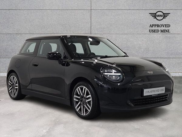 Mini Cooper Hatchback, Electric, 2025, Black