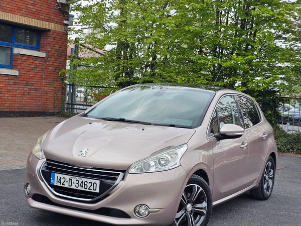 Peugeot 208 Hatchback, Petrol, 2014, Other