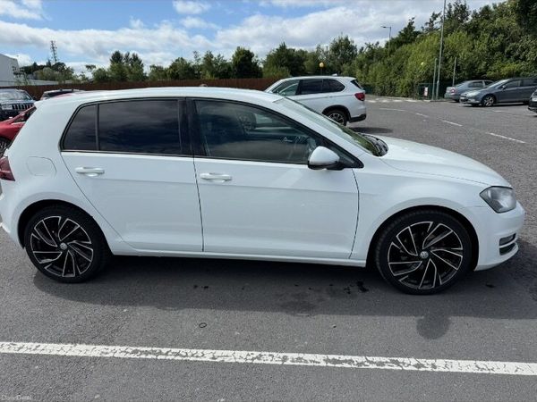 Volkswagen Golf Estate, Diesel, 2014, White