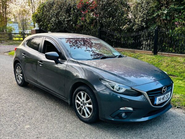 Mazda Mazda3 Hatchback, Diesel, 2014, Grey