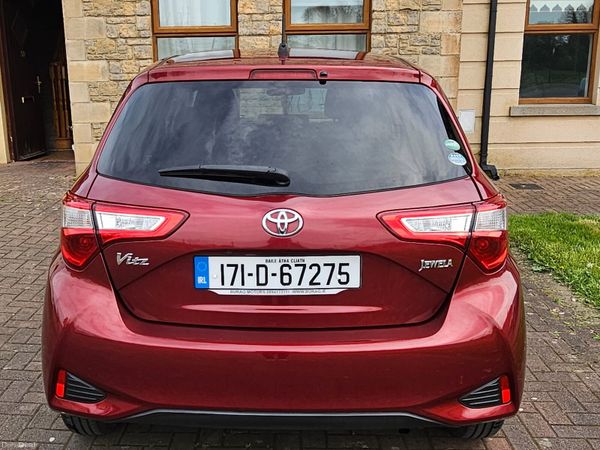 Toyota Vitz Hatchback, Petrol, 2017, Red