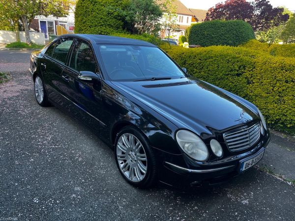Mercedes-Benz E-Class Saloon, Petrol, 2006, Black