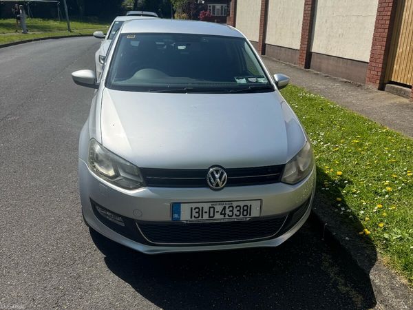 Volkswagen Polo Hatchback, Petrol, 2013, Silver