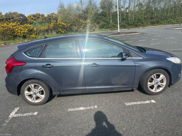 Ford Focus Hatchback, Diesel, 2013, Grey