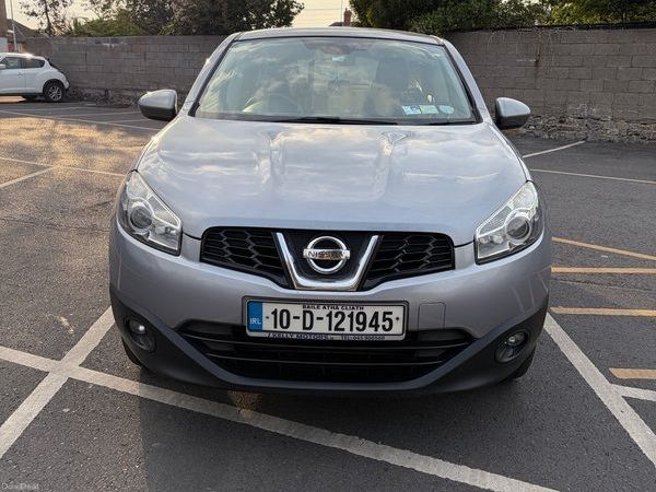 Nissan Qashqai Hatchback, Diesel, 2010, Grey