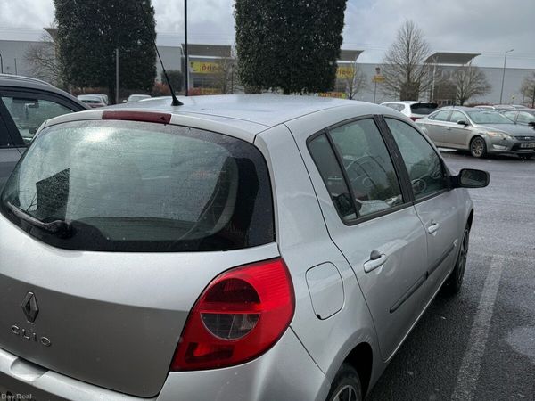 Renault Clio Hatchback, Petrol, 2008, Silver