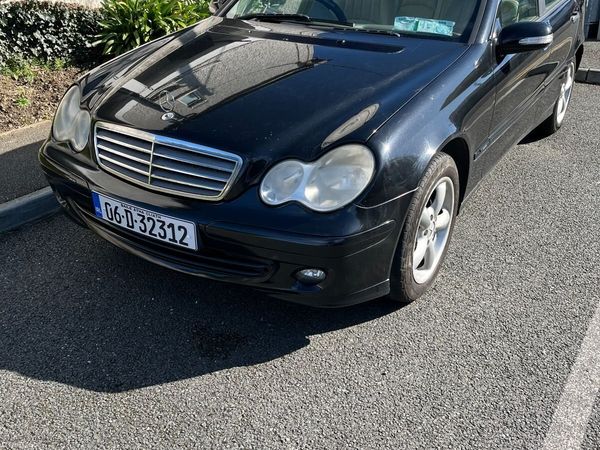 Mercedes-Benz C-Class Saloon, Petrol, 2006, Black
