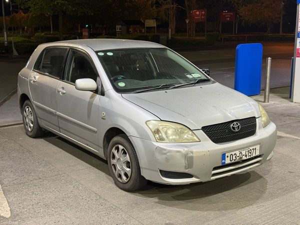 Toyota Corolla Hatchback, Petrol, 2003, Silver