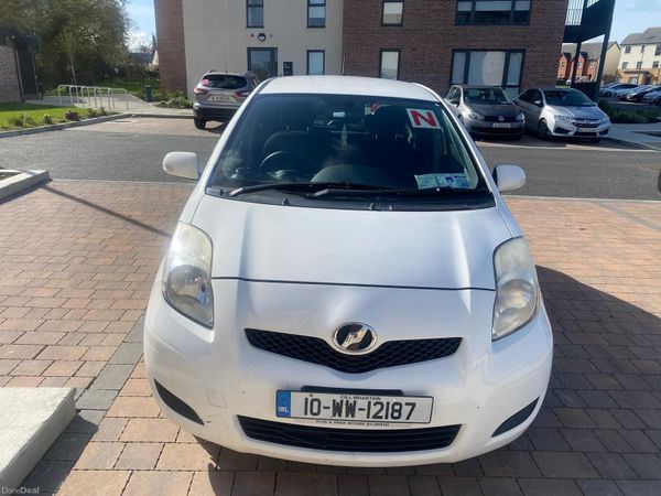 Toyota Vitz Hatchback, Petrol, 2010, White