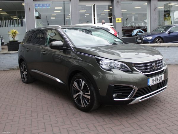 Peugeot 5008 MPV, Diesel, 2019, Grey
