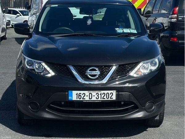 Nissan Qashqai Hatchback, Diesel, 2016, Black