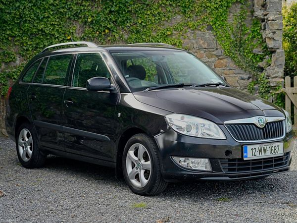 Skoda Fabia Estate/Jeep, Petrol, 2012, Black