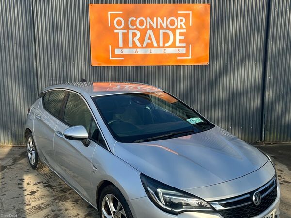 Vauxhall Astra Hatchback, Diesel, 2016, Silver