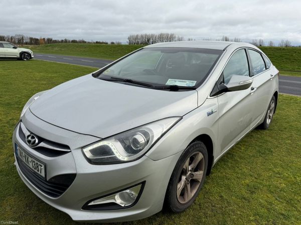 Hyundai i40 Saloon, Diesel, 2014, Silver