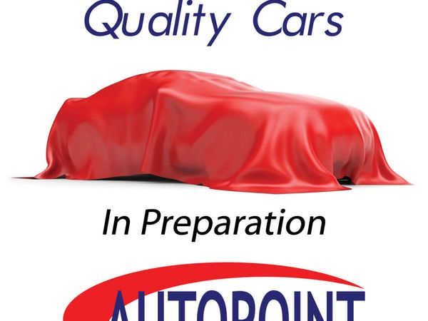 Volvo V40 Hatchback, Diesel, 2015, Red