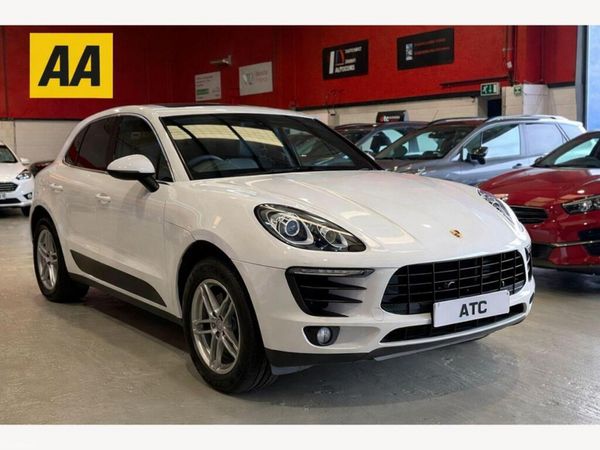 Porsche Macan SUV, Petrol, 2015, White