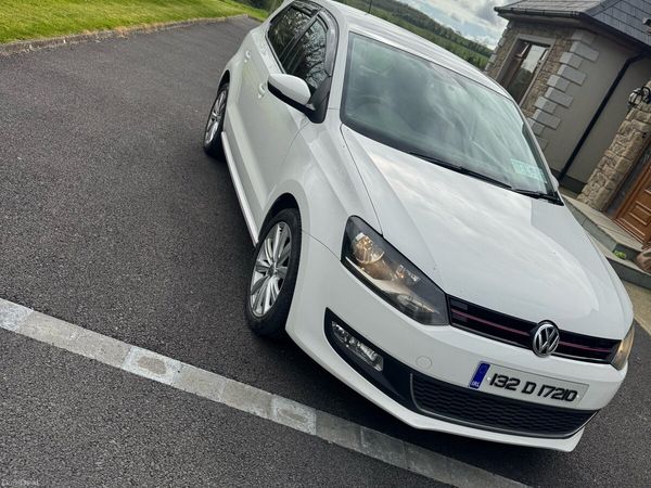 Volkswagen Polo Hatchback, Diesel, 2013, White