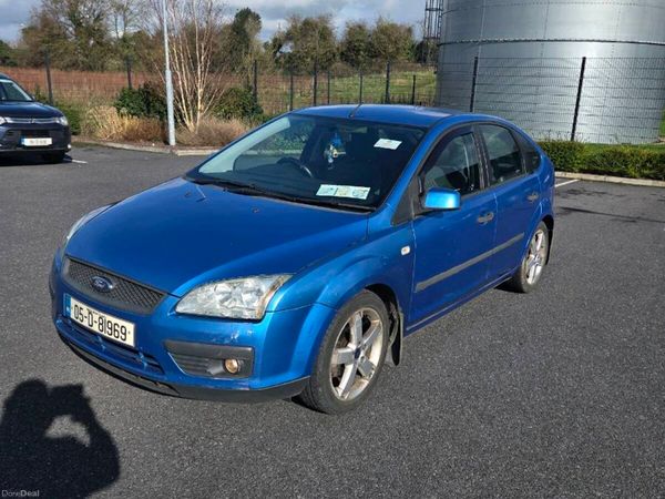 Ford Focus Hatchback, Petrol, 2005, Blue