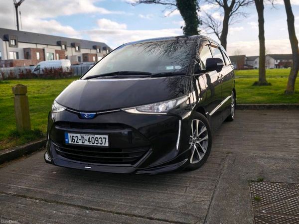 Toyota Estima MPV, Petrol Hybrid, 2016, Black