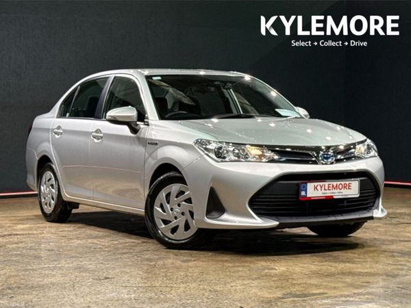 Toyota Corolla Saloon, Petrol Hybrid, 2020, Silver