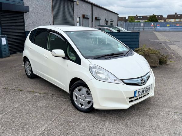 Honda Fit Hatchback, Petrol Hybrid, 2010, White