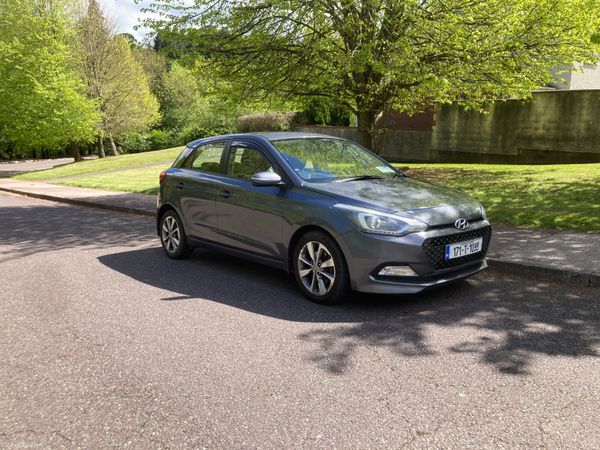 Hyundai i20 Hatchback, Diesel, 2017, Grey