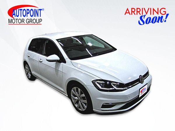 Volkswagen Golf Hatchback, Petrol, 2017, White