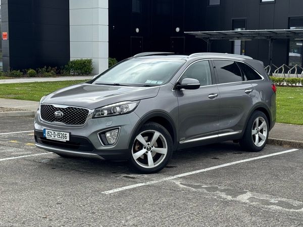 Kia Sorento SUV, Diesel, 2015, Grey