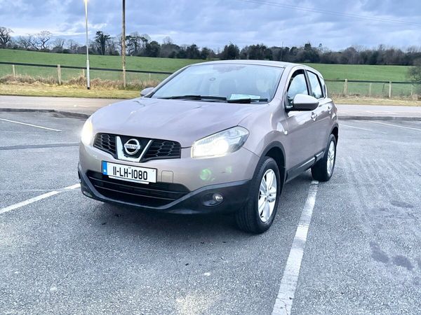 Nissan Qashqai Hatchback, Diesel, 2011, Brown