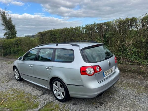 Volkswagen Passat Estate, Diesel, 2009, Silver