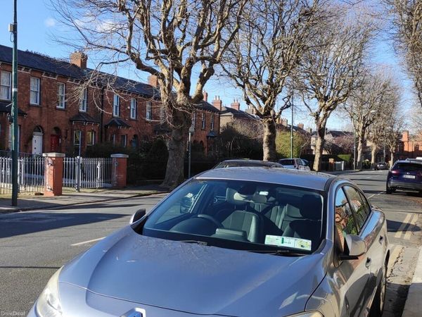 Renault Fluence Saloon, Diesel, 2010, Blue