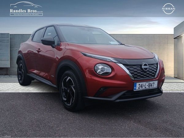 Nissan Juke SUV, Petrol Hybrid, 2024, Red