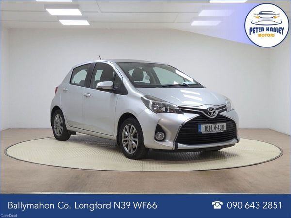 Toyota Yaris Hatchback, Petrol, 2016, Silver