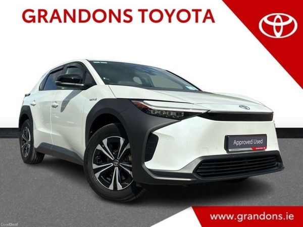 Toyota bZ4X Estate, Electric, 2025, White