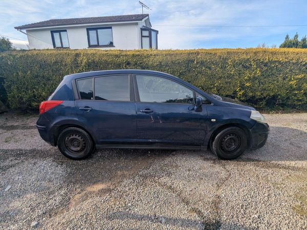 Nissan Tiida Hatchback, Petrol, 2007, Blue