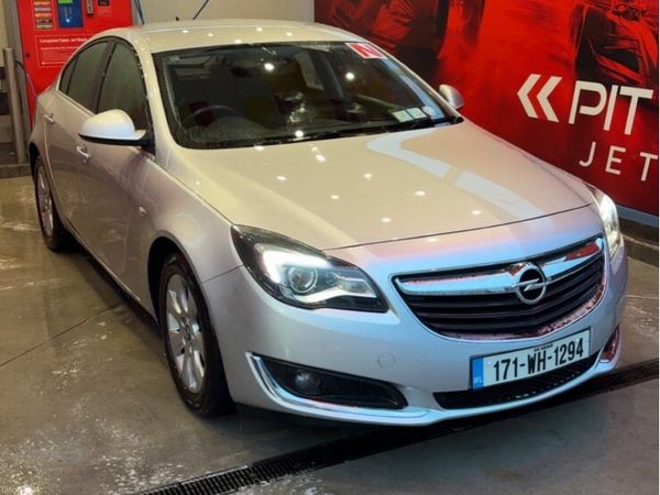 Opel Insignia Hatchback, Diesel, 2017, Grey