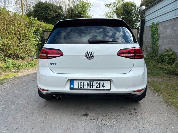 Volkswagen Golf Estate, Petrol Plug-in Hybrid, 2016, White
