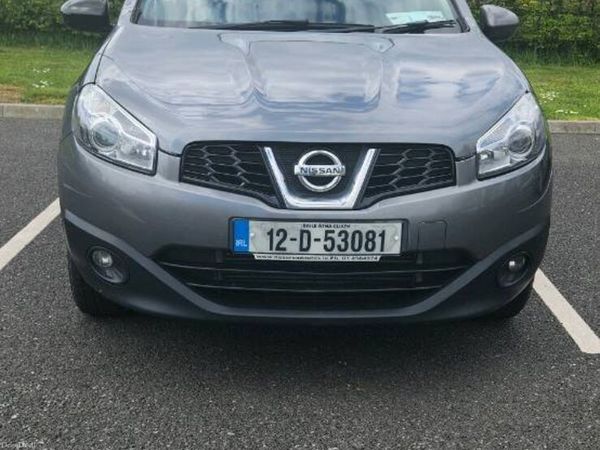 Nissan Qashqai Hatchback, Diesel, 2012, Grey