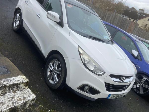 Hyundai ix35 SUV, Diesel, 2013, White