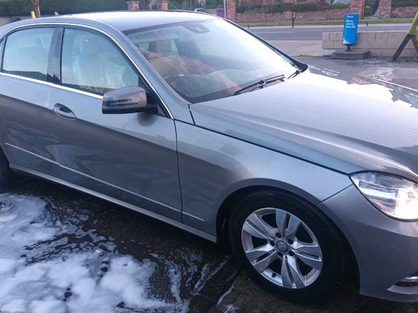 Mercedes-Benz E-Class Saloon, Diesel, 2012, Silver