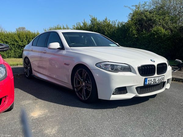 BMW 5-Series Saloon, Diesel, 2011, White