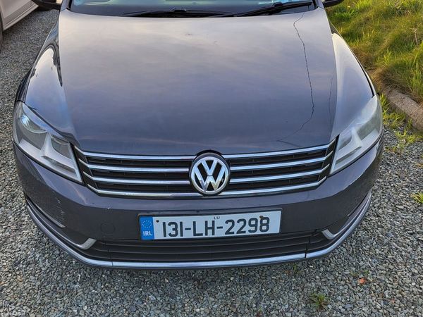 Volkswagen Passat Saloon, Diesel, 2013, Grey