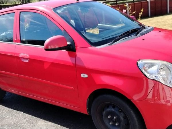 Kia Picanto Hatchback, Petrol, 2010, Red