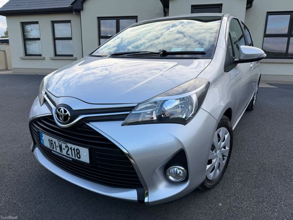 Toyota Yaris Hatchback, Petrol, 2016, Silver