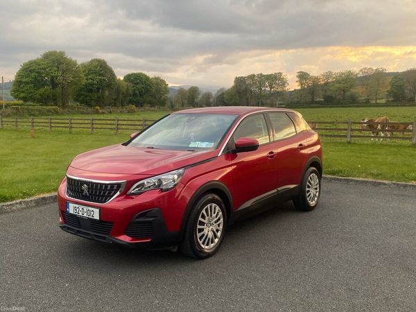 Peugeot 3008 MPV, Diesel, 2019, Red