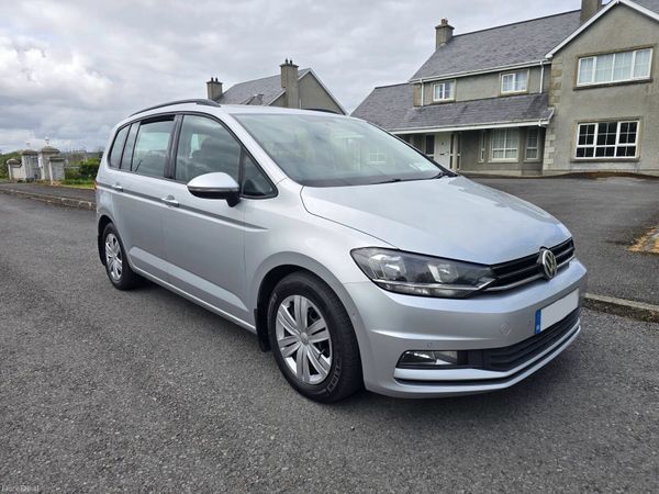 Volkswagen Touran MPV, Diesel, 2016, Silver